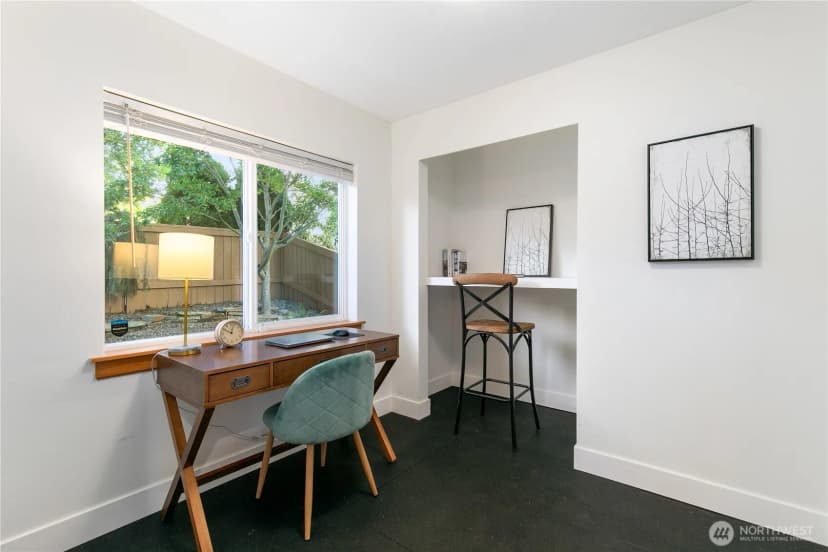 Property photo for 6720 14th Avenue Nw #b, Seattle photo 3