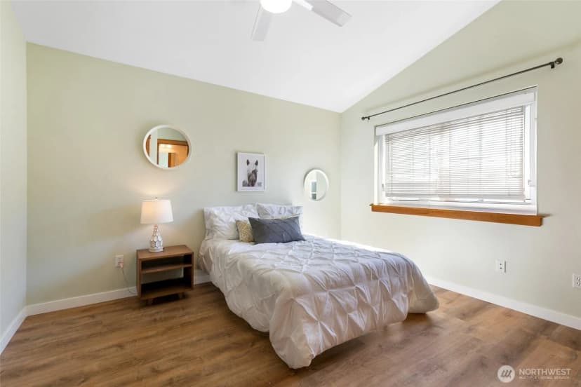 Property photo for 6720 14th Avenue Nw #b, Seattle photo 22