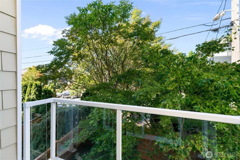 Property photo for 6720 14th Avenue Nw #b, Seattle photo 16