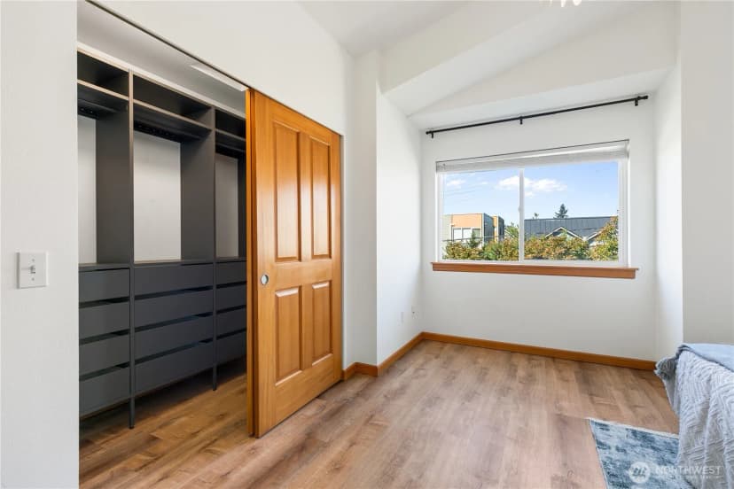 Property photo for 6720 14th Avenue Nw #b, Seattle photo 19
