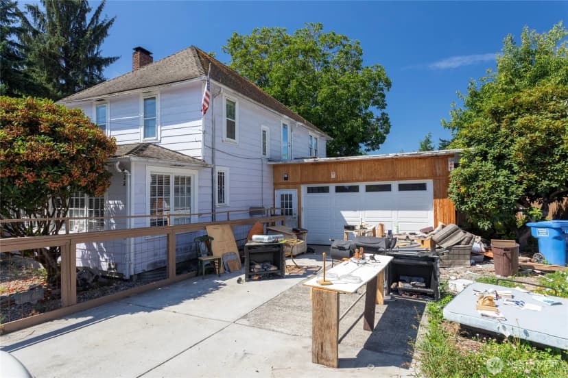 Property photo for 826 9th Street Sw, Puyallup