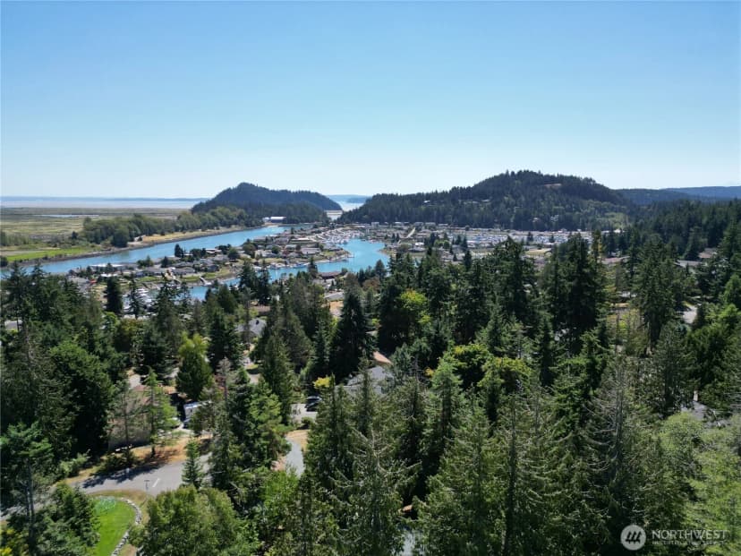 Property photo for 24 Makah Way, La Conner photo 24