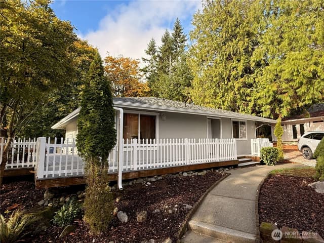 Property photo for 24 Makah Way, La Conner photo 4