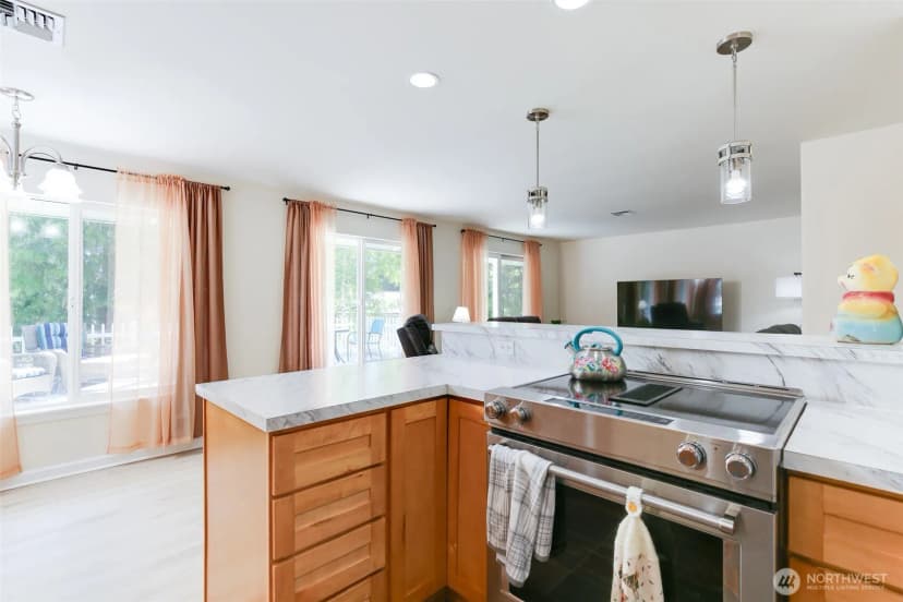 Property photo for 24 Makah Way, La Conner photo 8