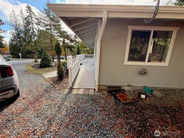 Property photo for 24 Makah Way, La Conner photo 5