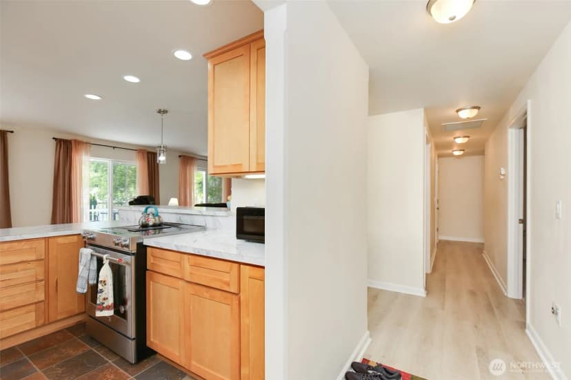 Property photo for 24 Makah Way, La Conner photo 6