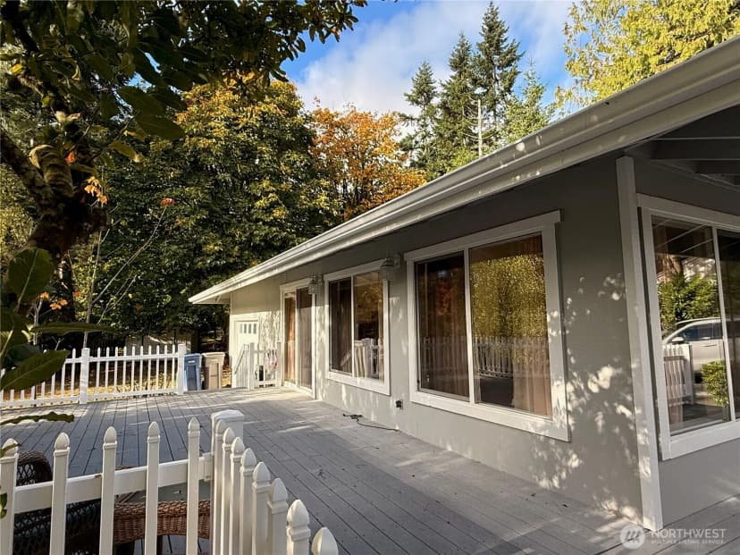 Property photo for 24 Makah Way, La Conner photo 3