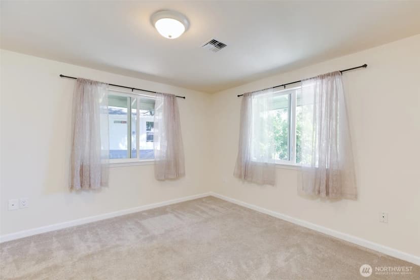 Property photo for 24 Makah Way, La Conner photo 17