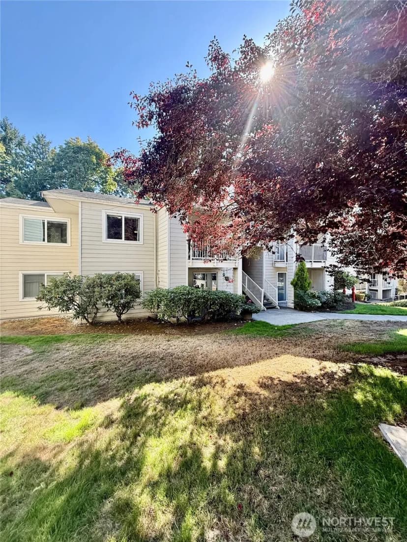 Property photo for 975 Aberdeen Avenue Ne #e403, Renton