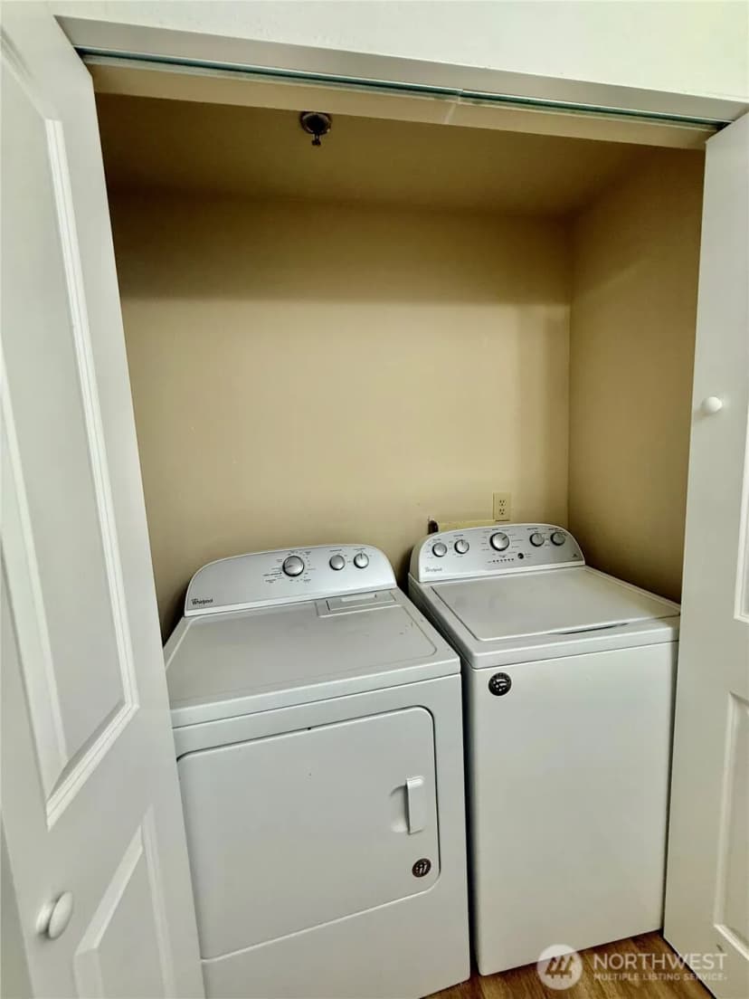 Property photo for 975 Aberdeen Avenue Ne #e403, Renton photo 8