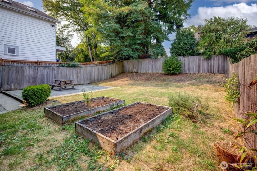 Property photo for 923 33rd Avenue, Seattle photo 33
