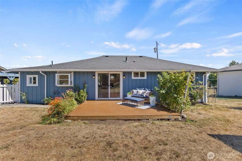 Property photo for 216 Bridge Way, Everett photo 40