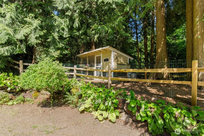 Property photo for 21710 Ne 97th Place, Redmond photo 34