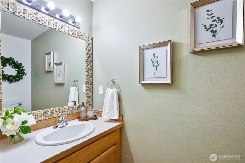 Property photo for 105 N 30th Street, Mount Vernon photo 17