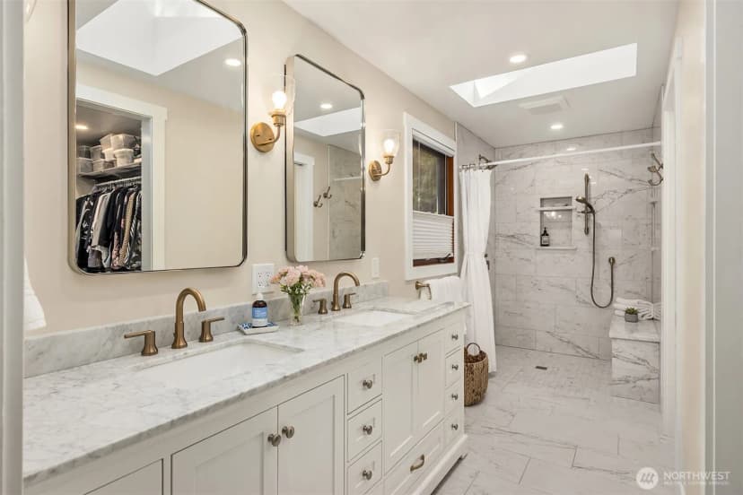 Property photo for 8180 Ne Blakely Heights Court, Bainbridge Island photo 22
