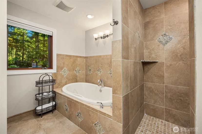 Property photo for 8180 Ne Blakely Heights Court, Bainbridge Island photo 30