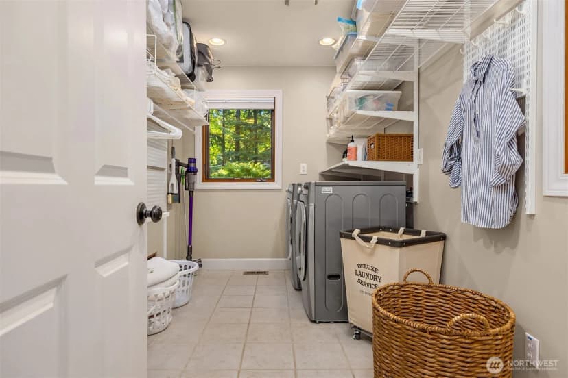 Property photo for 8180 Ne Blakely Heights Court, Bainbridge Island photo 32