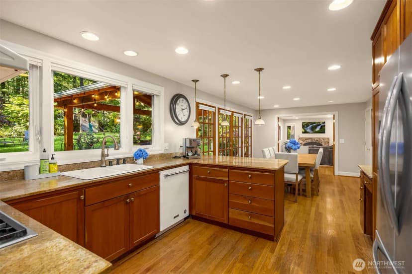 Property photo for 8180 Ne Blakely Heights Court, Bainbridge Island photo 8