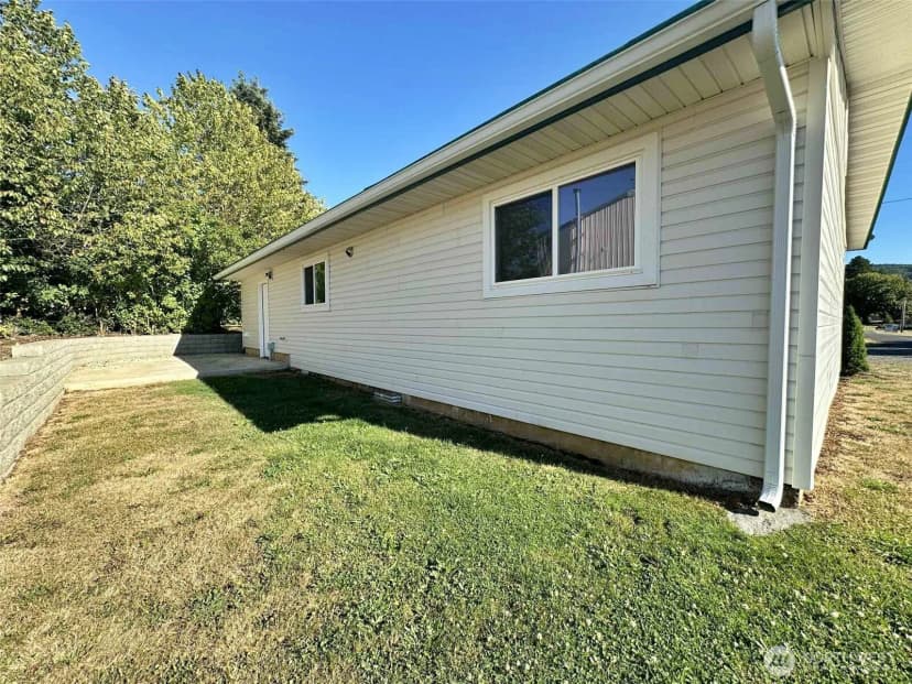 Property photo for 242 Sunset Drive, Mossyrock photo 3
