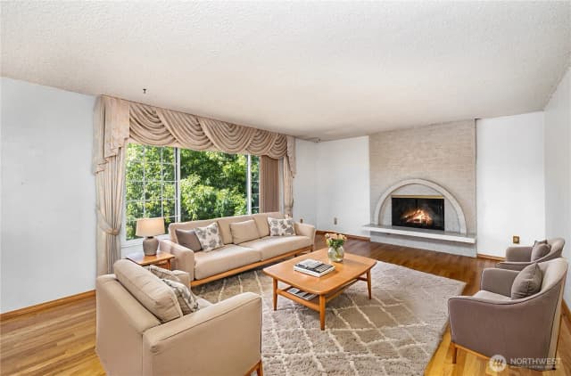 Property photo for 27510 12th Place S, Des Moines photo 5