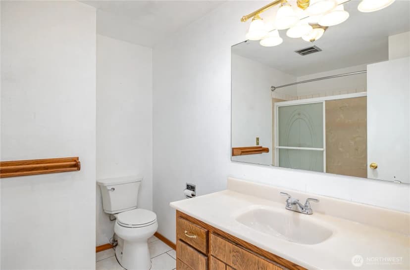 Property photo for 27510 12th Place S, Des Moines photo 14