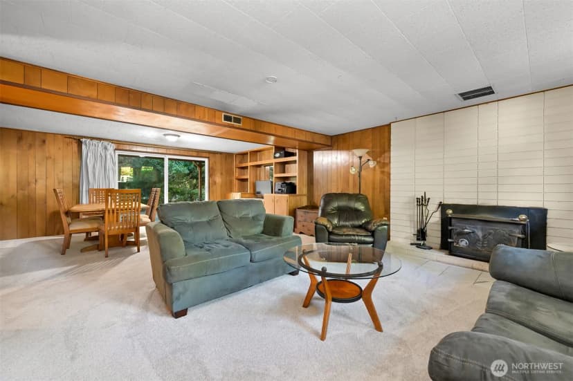 Property photo for 2011 Windsor Drive, Mount Vernon photo 17