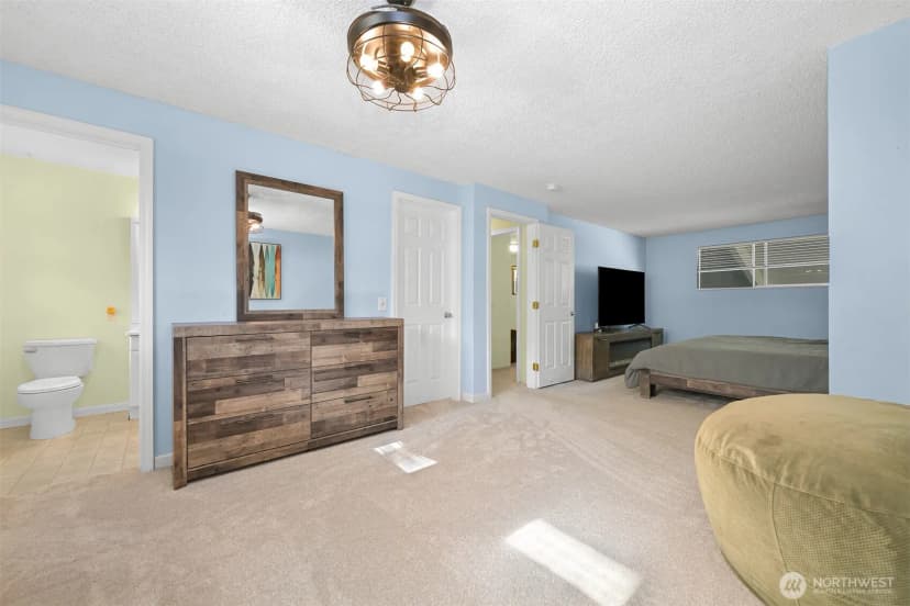 Property photo for 2011 Windsor Drive, Mount Vernon photo 11