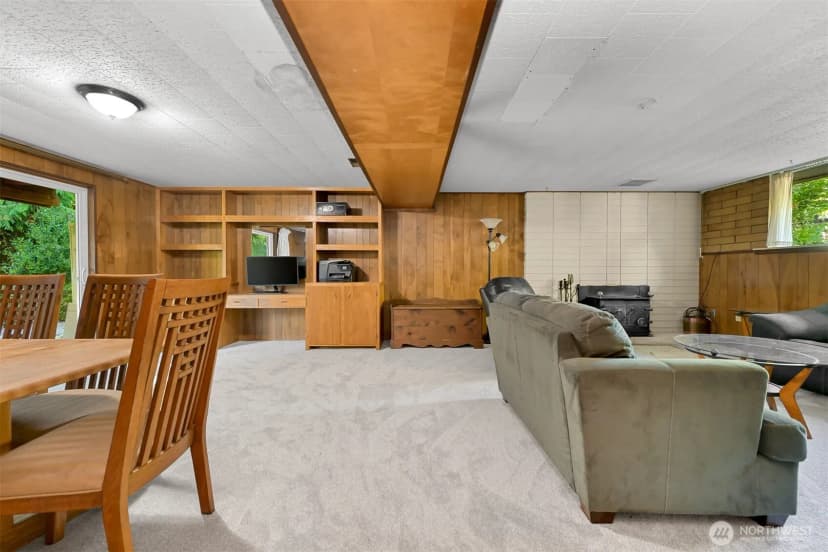 Property photo for 2011 Windsor Drive, Mount Vernon photo 16