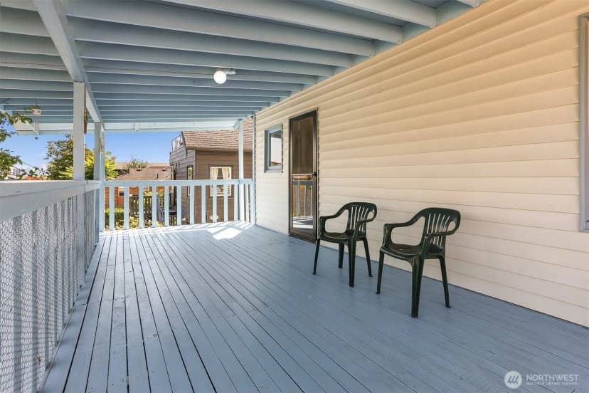 Property photo for 4022 Woodland Park Avenue N, Seattle photo 25