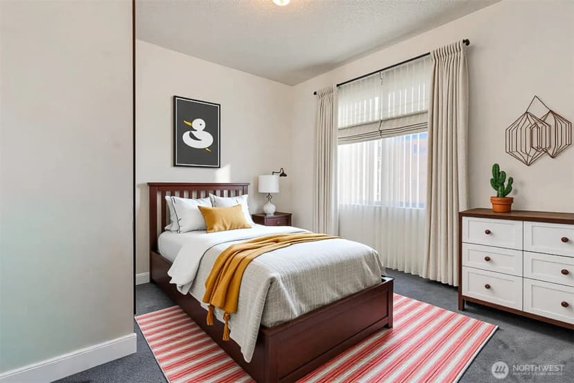 Property photo for 4022 Woodland Park Avenue N, Seattle photo 15