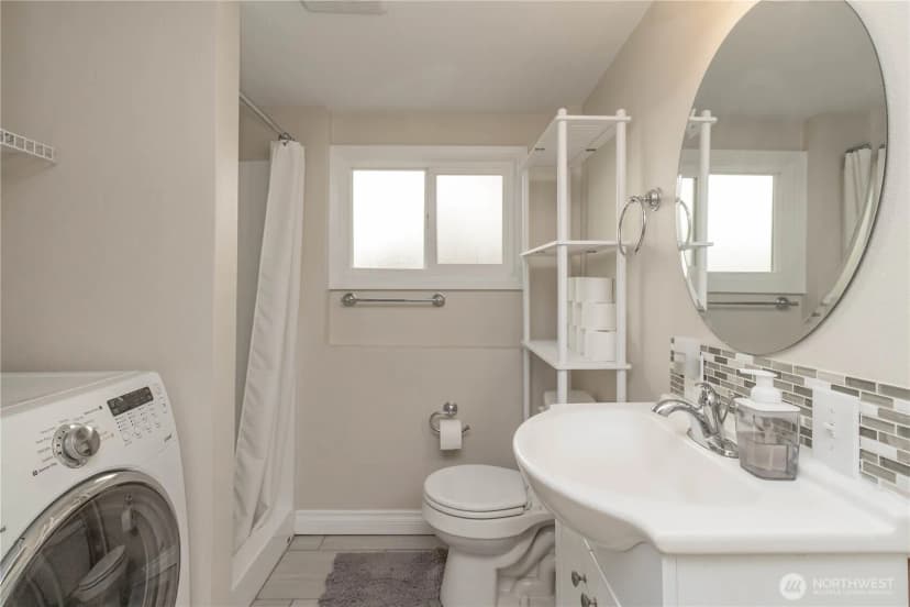 Property photo for 8317 Wolcott Avenue S, Seattle photo 25