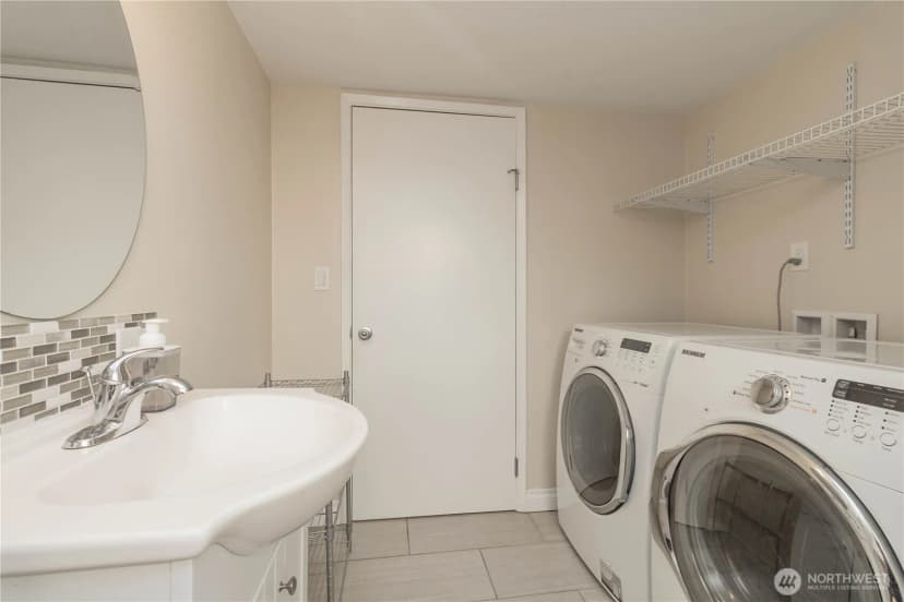 Property photo for 8317 Wolcott Avenue S, Seattle photo 26