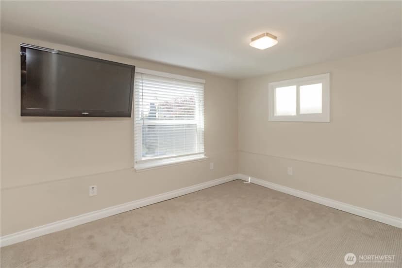 Property photo for 8317 Wolcott Avenue S, Seattle photo 28