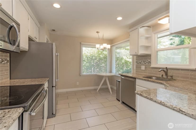 Property photo for 8317 Wolcott Avenue S, Seattle photo 10