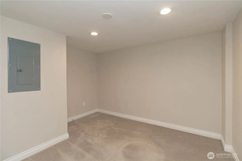 Property photo for 8317 Wolcott Avenue S, Seattle photo 20