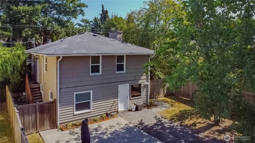 Property photo for 8317 Wolcott Avenue S, Seattle photo 31
