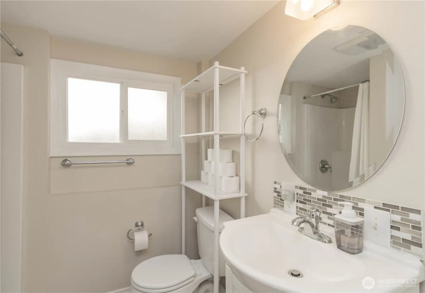 Property photo for 8317 Wolcott Avenue S, Seattle photo 27