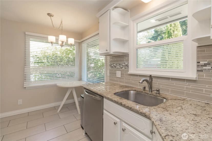 Property photo for 8317 Wolcott Avenue S, Seattle photo 14