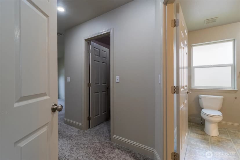 Property photo for 739 Se Songbird Lane, College Place photo 12