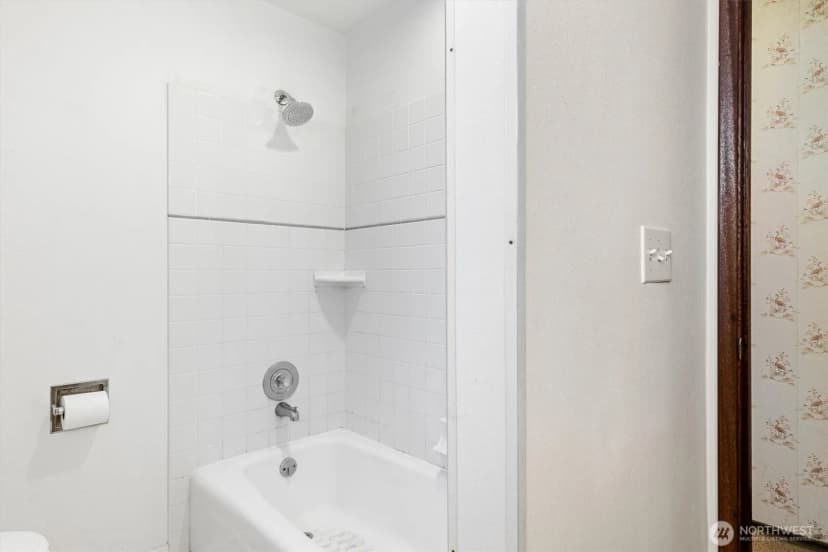 Property photo for 7332 192nd Place Sw, Lynnwood photo 13