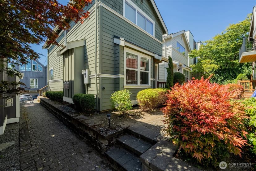 Property photo for 1125 24th Avenue S, Seattle photo 35
