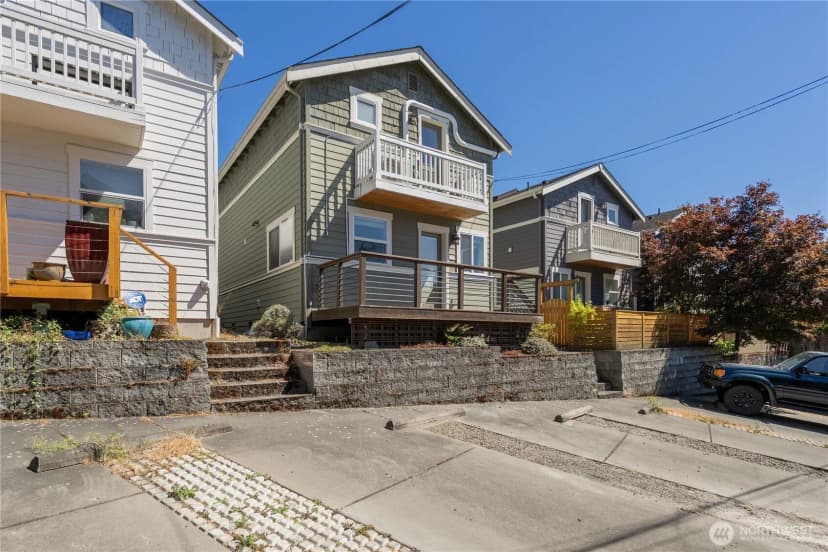 Property photo for 1125 24th Avenue S, Seattle photo 38