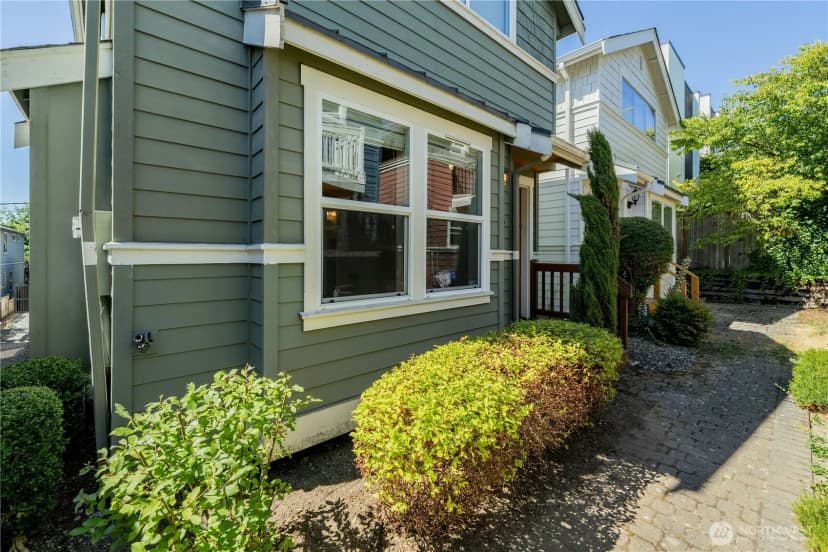 Property photo for 1125 24th Avenue S, Seattle photo 34