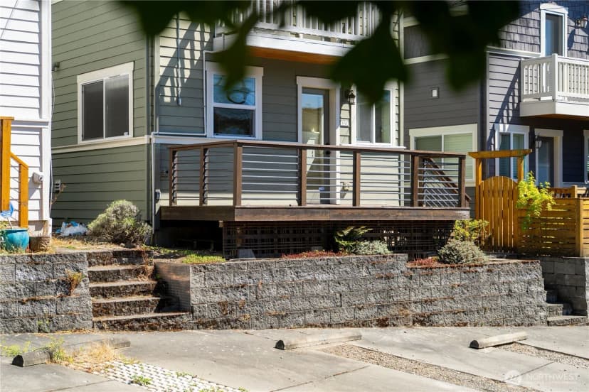 Property photo for 1125 24th Avenue S, Seattle photo 37