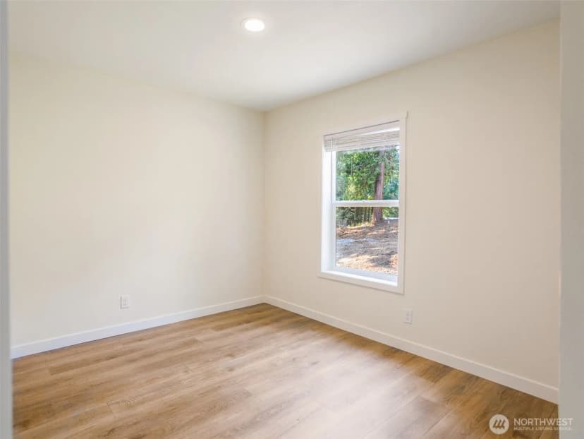 Property photo for 321 E Panorama Drive, Shelton photo 14