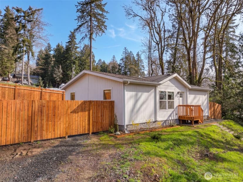 Property photo for 321 E Panorama Drive, Shelton photo 30