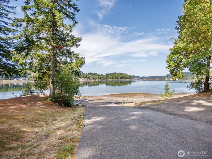 Property photo for 321 E Panorama Drive, Shelton photo 19