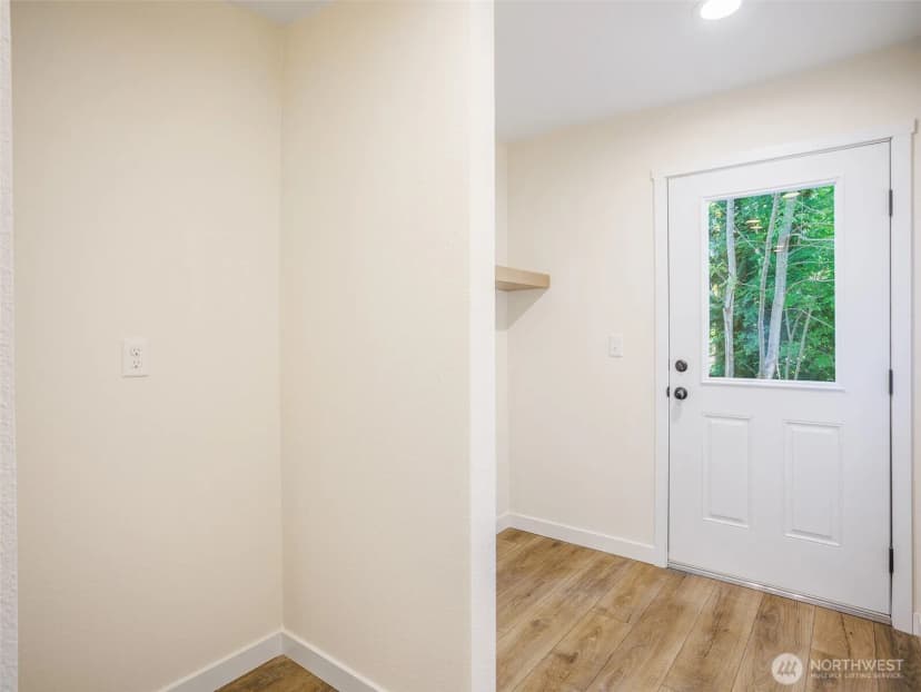 Property photo for 321 E Panorama Drive, Shelton photo 6