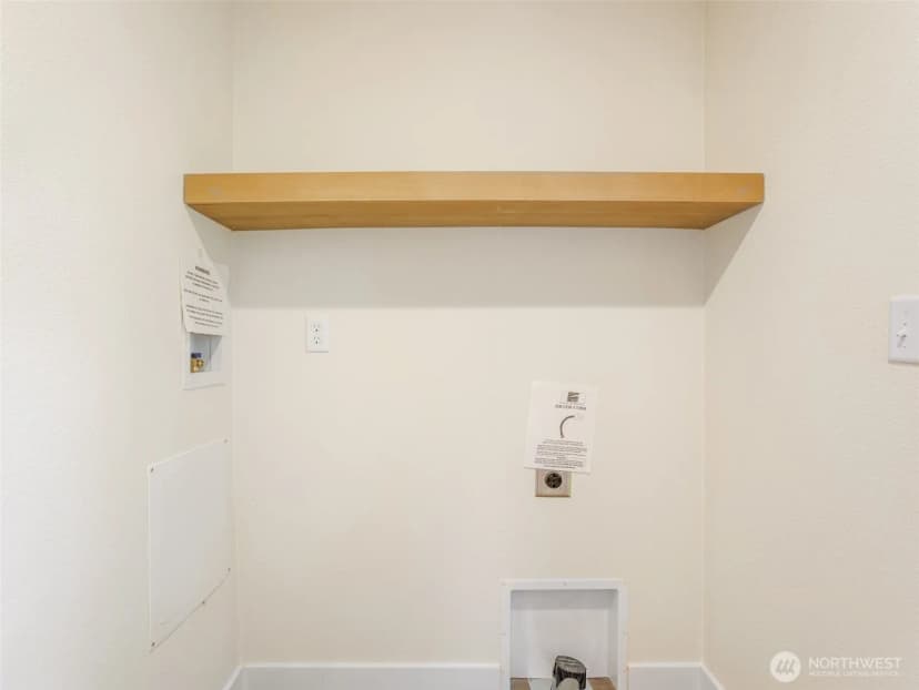 Property photo for 321 E Panorama Drive, Shelton photo 7