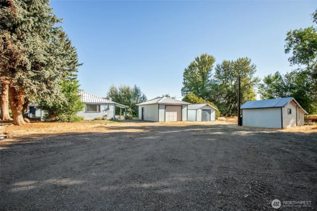 Property photo for 110 Strande Road, Ellensburg photo 5